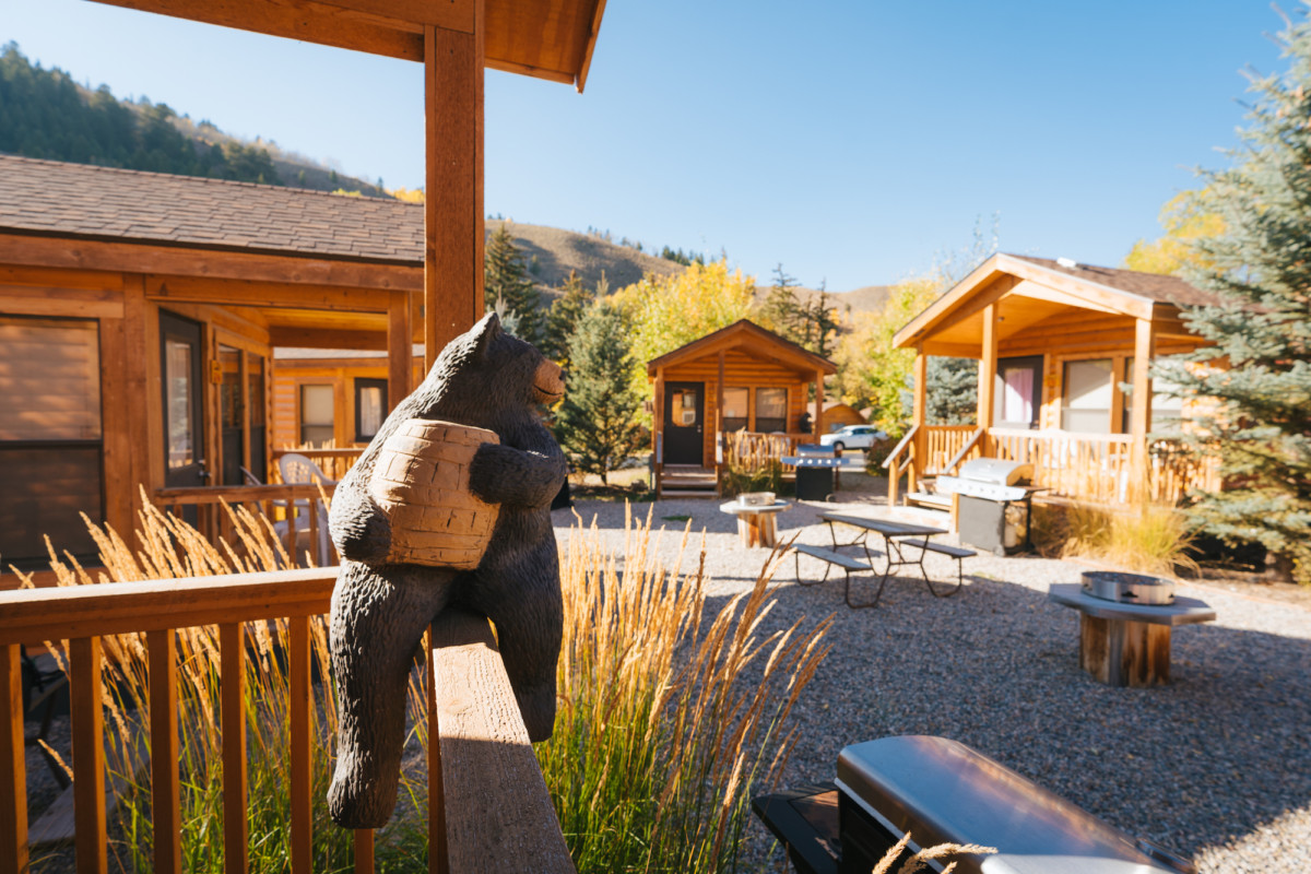 Jackson Hole Lodging Cabins & RV Sites